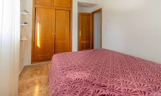 Resale - Townhouse -
Torrevieja - Punta prima