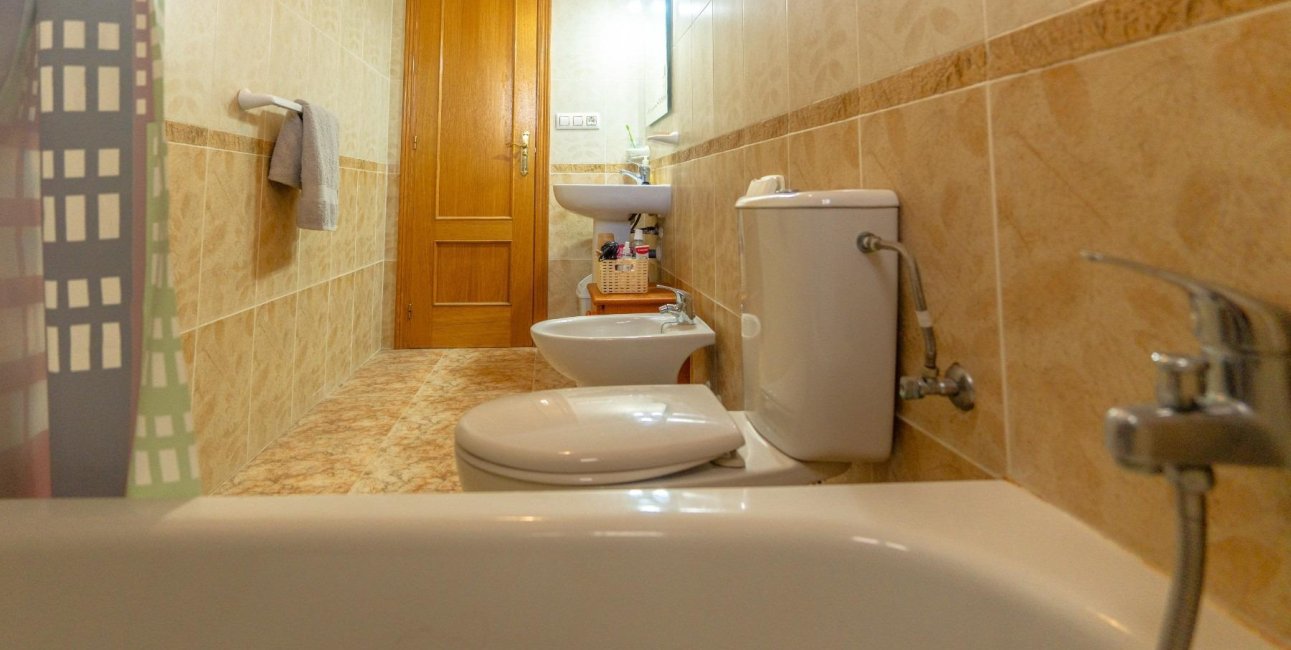 Resale - Townhouse -
Torrevieja - Punta prima