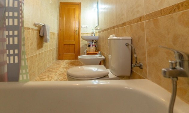 Resale - Townhouse -
Torrevieja - Punta prima