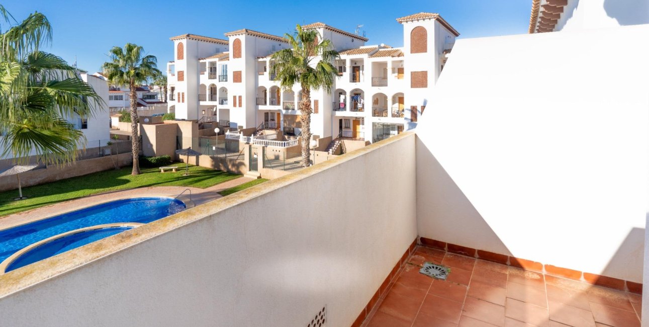 Resale - Townhouse -
Torrevieja - Punta prima