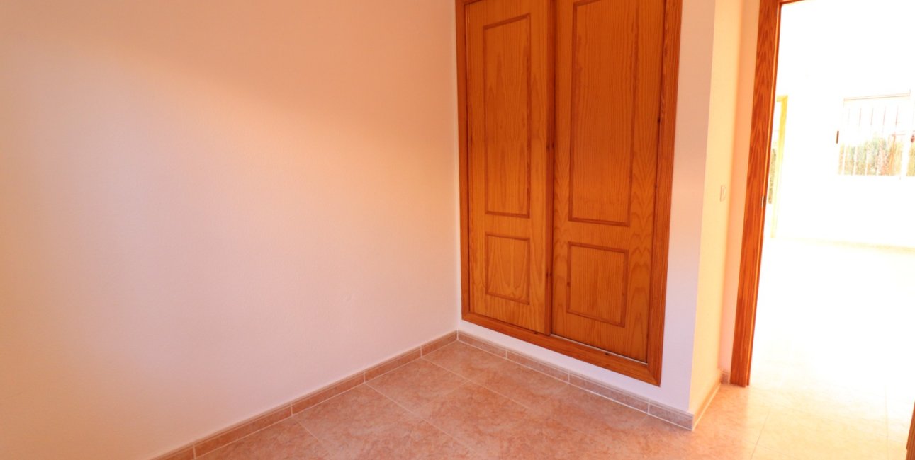 Resale - Villa -
Algorfa - Montemar