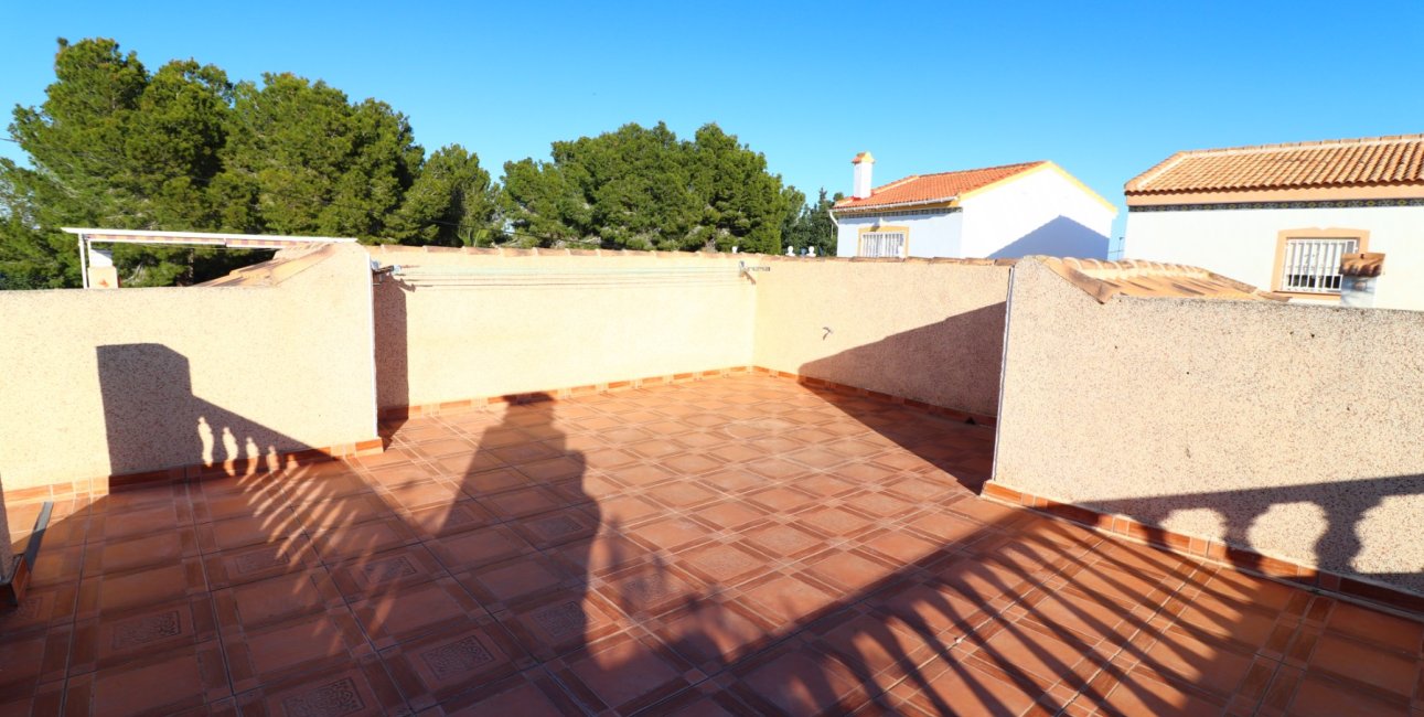 Resale - Villa -
Algorfa - Montemar