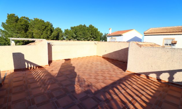 Resale - Villa -
Algorfa - Montemar