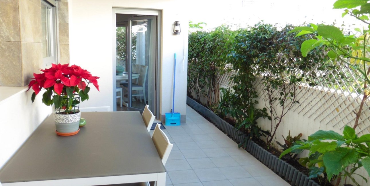 Reventa - Bungalows Planta Baja -
Torrevieja - La Veleta