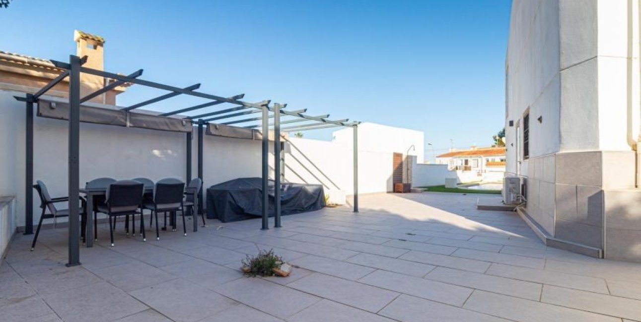 Resale - Townhouse -
Torrevieja - Los balcones