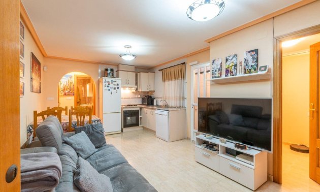 Resale - Apartment / flat -
Torrevieja - Playa del cura