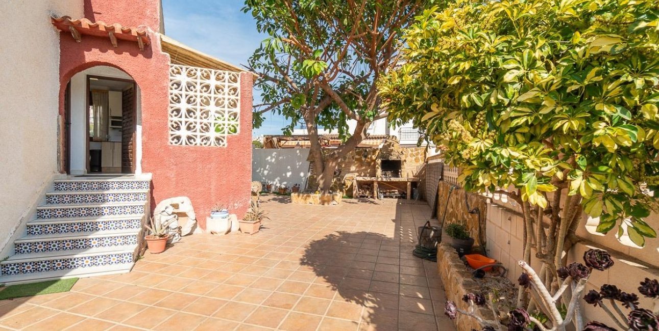 Resale - Townhouse -
Orihuela Costa - Punta Prima