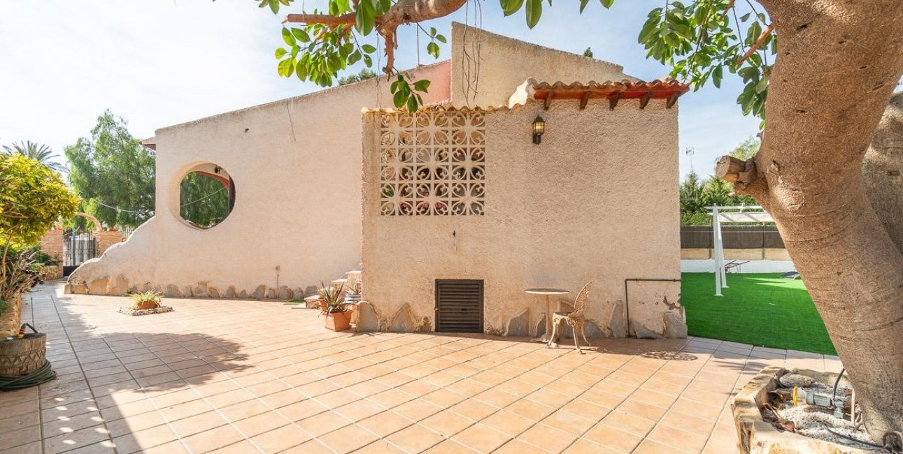 Resale - Townhouse -
Orihuela Costa - Punta Prima