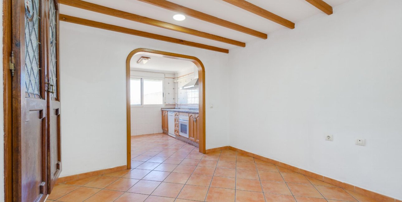 Resale - Apartment / flat -
Torrevieja - Centro