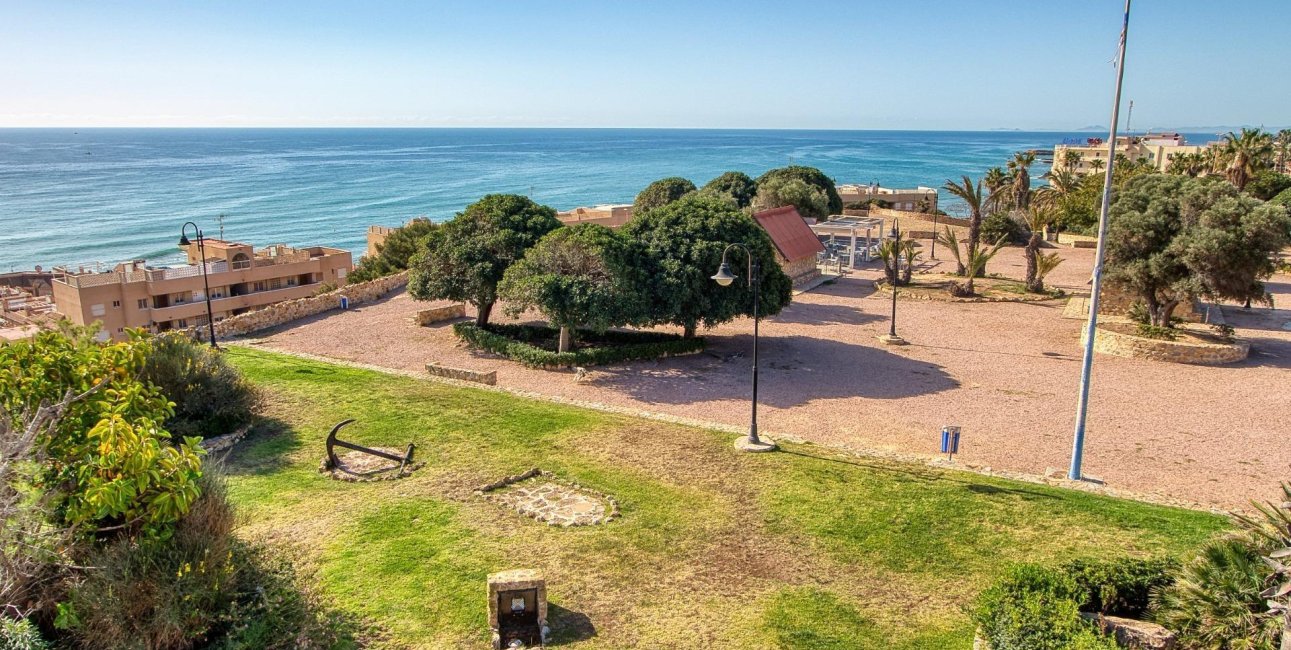 Rynek wtórny - Bungalow -
Torrevieja - Lago jardin