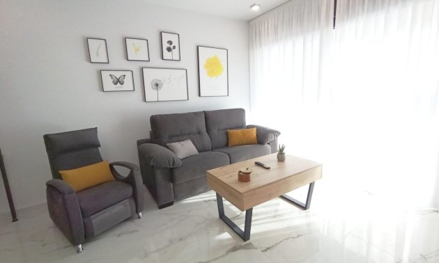 Resale - Apartment / flat -
Orihuela Costa - Playa Flamenca