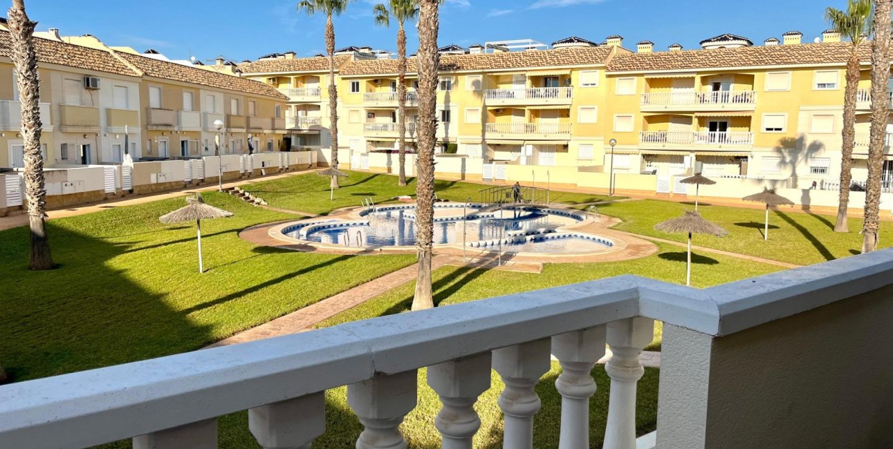 Resale - Townhouse -
Orihuela Costa - Cabo Roig