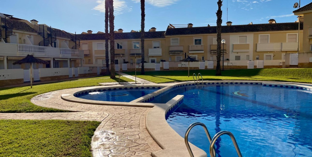 Resale - Townhouse -
Orihuela Costa - Cabo Roig