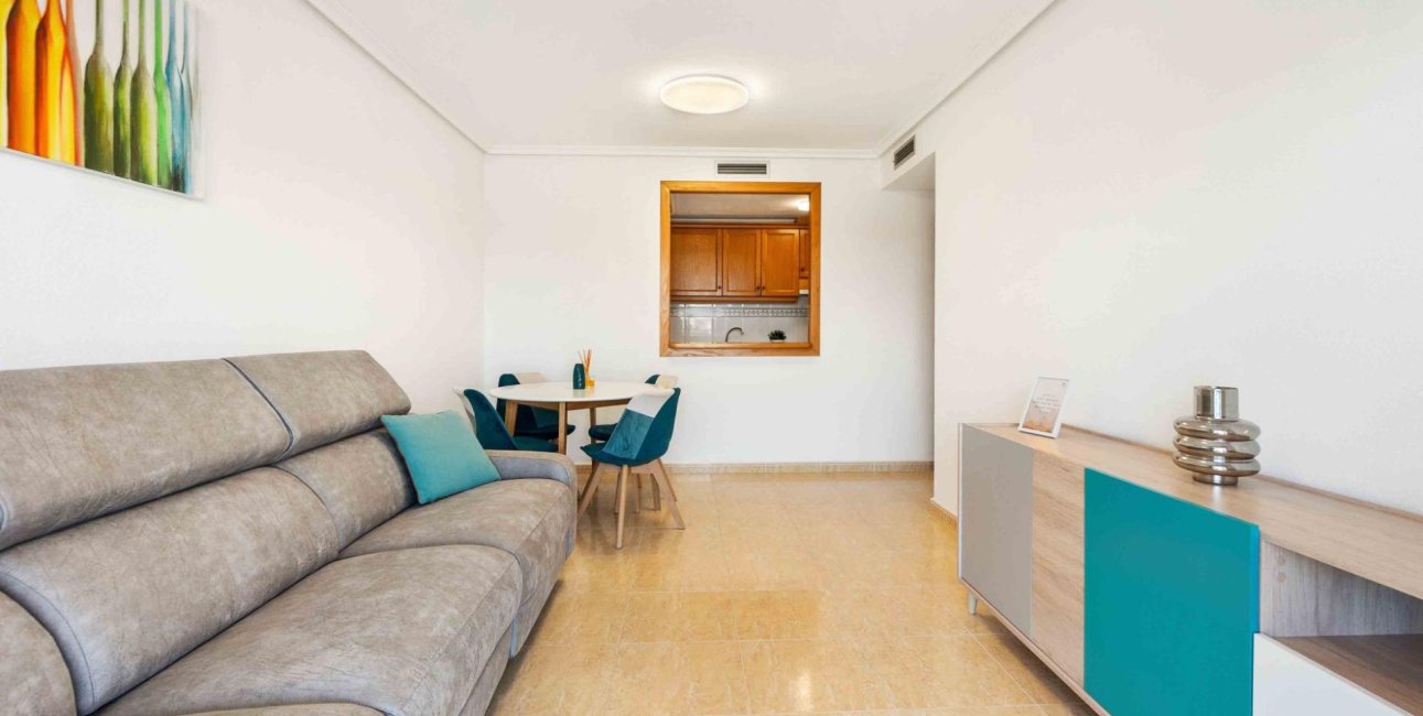 Resale - Apartment / flat -
Guardamar del Segura - CENTRO