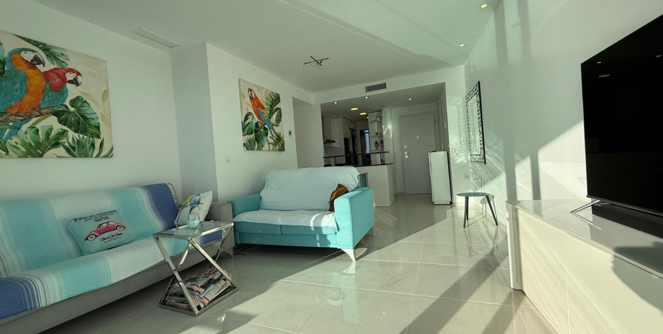 Resale - Apartment / flat -
Torrevieja - Punta prima