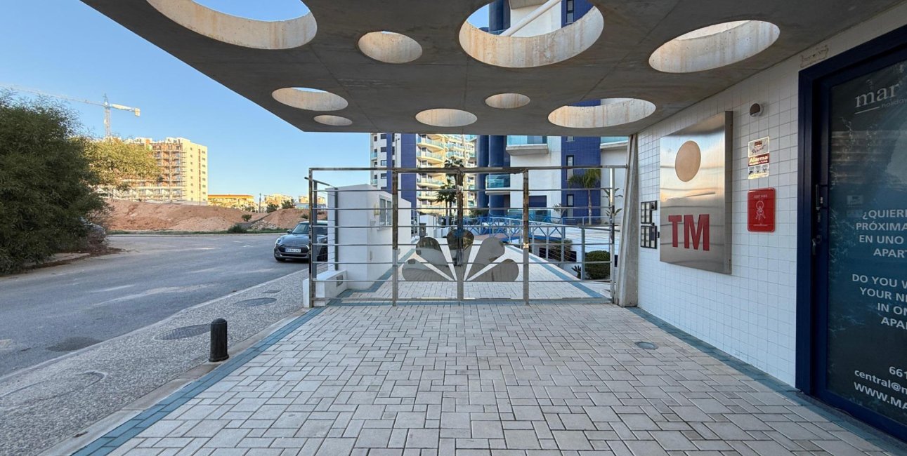 Resale - Apartment / flat -
Torrevieja - Punta prima