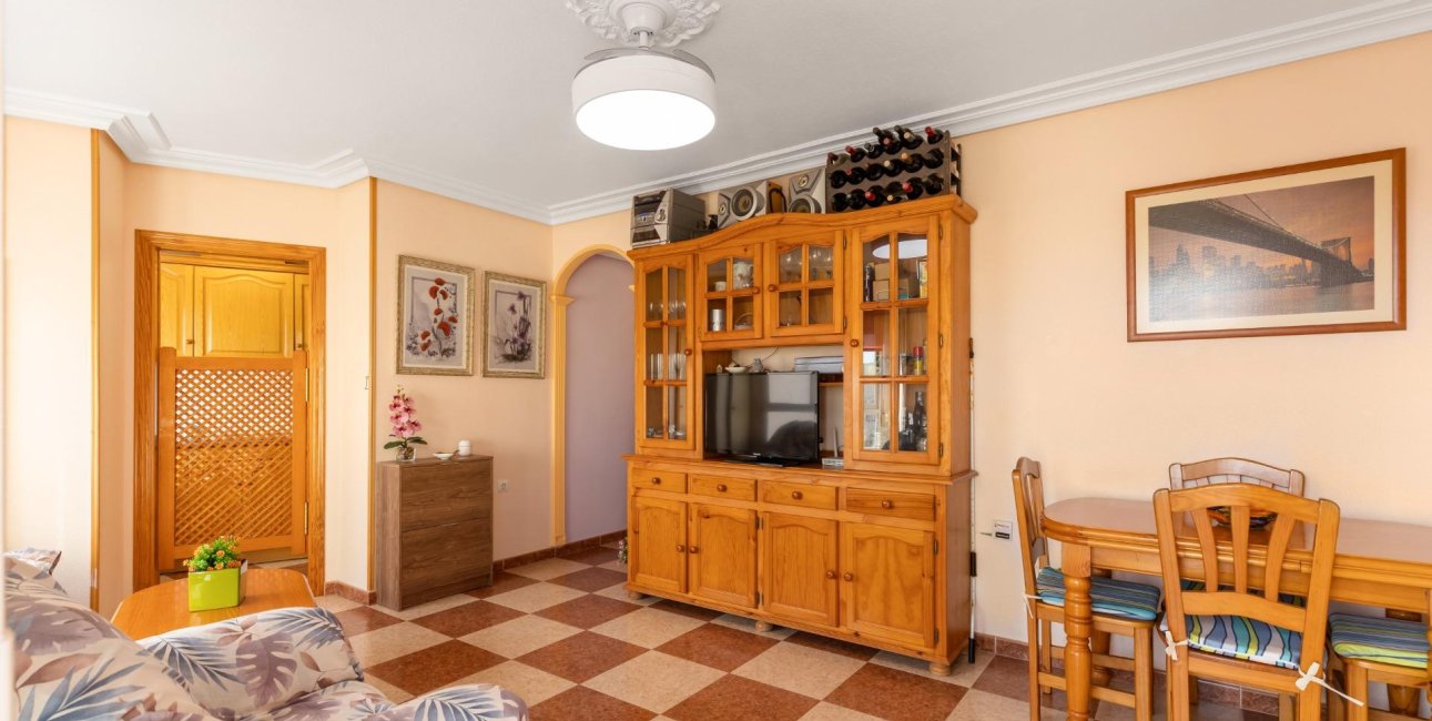 Resale - Apartment / flat -
Torrevieja - La Mata