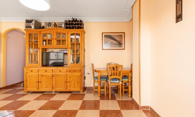 Resale - Apartment / flat -
Torrevieja - La Mata