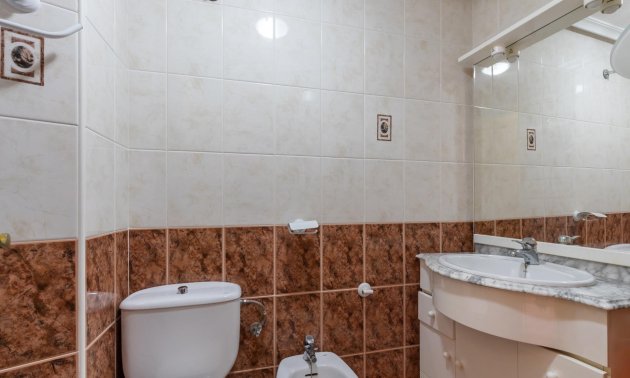 Resale - Apartment / flat -
Torrevieja - La Mata