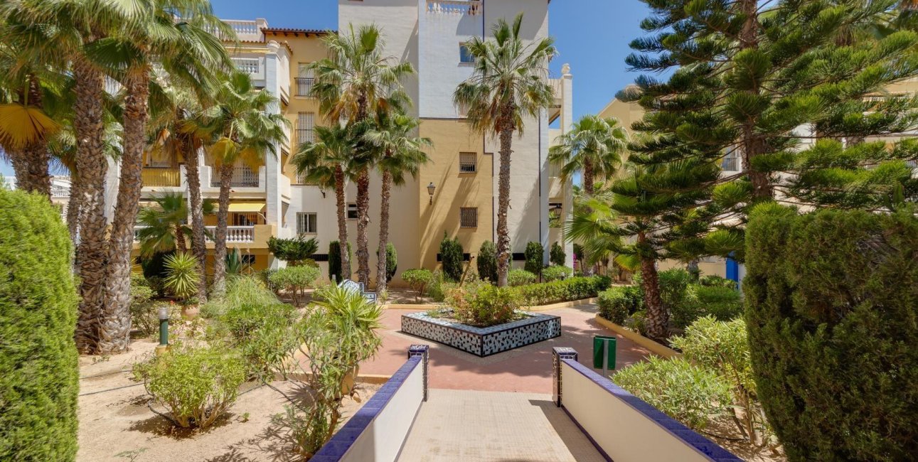 Resale - Apartment / flat -
Torrevieja - Playa de los Locos