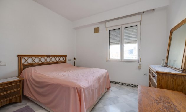 Resale - Apartment / flat -
Torrevieja - Playa de los Locos