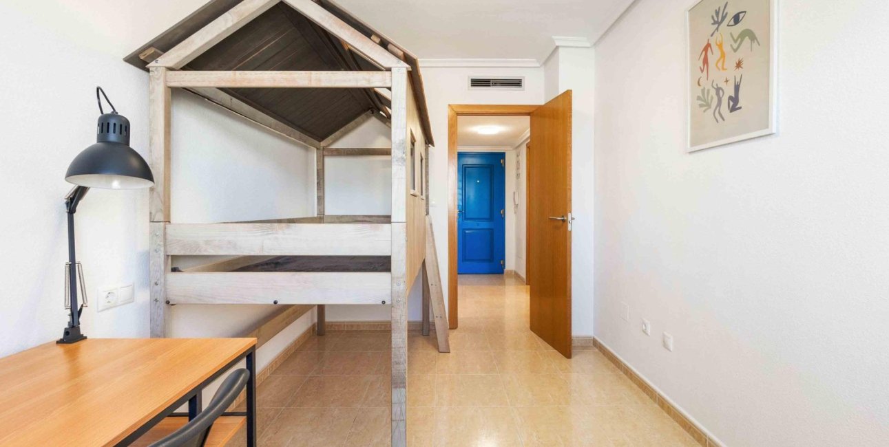 Resale - Apartment / flat -
Guardamar del Segura - CENTRO