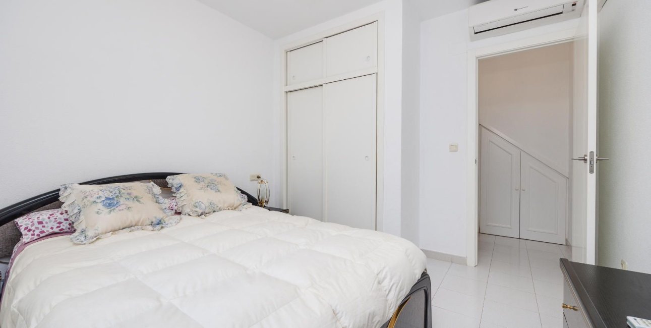 Resale - Townhouse -
Torrevieja - Los balcones