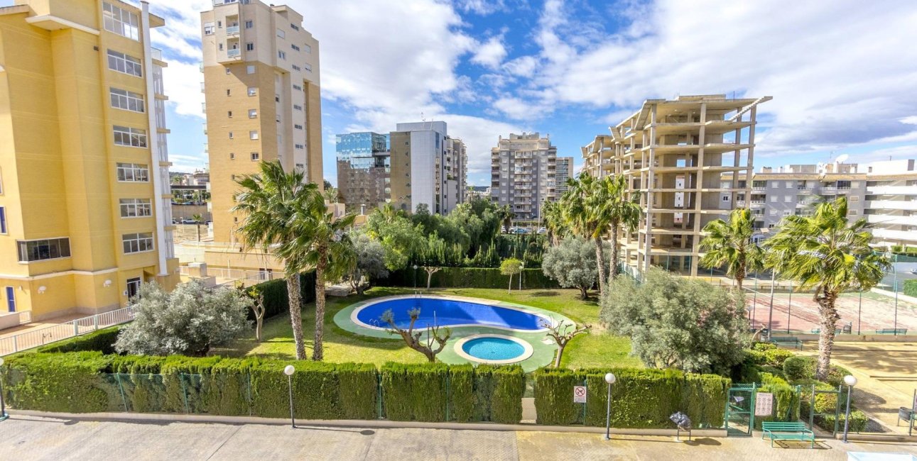 Resale - Apartment / flat -
Guardamar del Segura - CENTRO