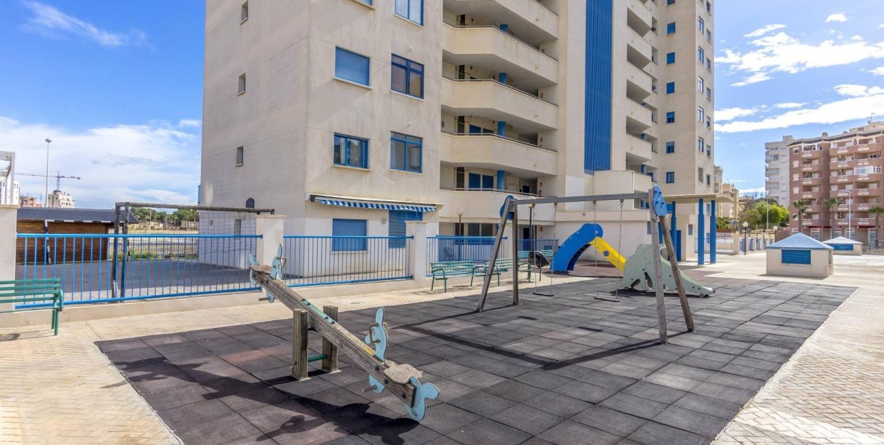 Resale - Apartment / flat -
Guardamar del Segura - CENTRO