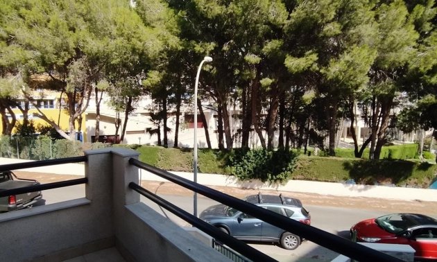 Resale - Townhouse -
Orihuela Costa - Campoamor