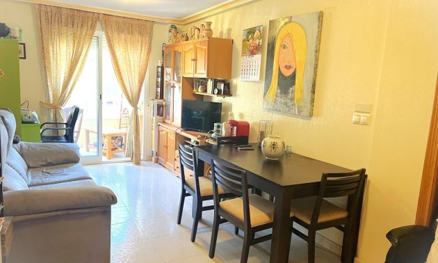 Resale - Apartment / flat -
Torrevieja - Playa del Cura