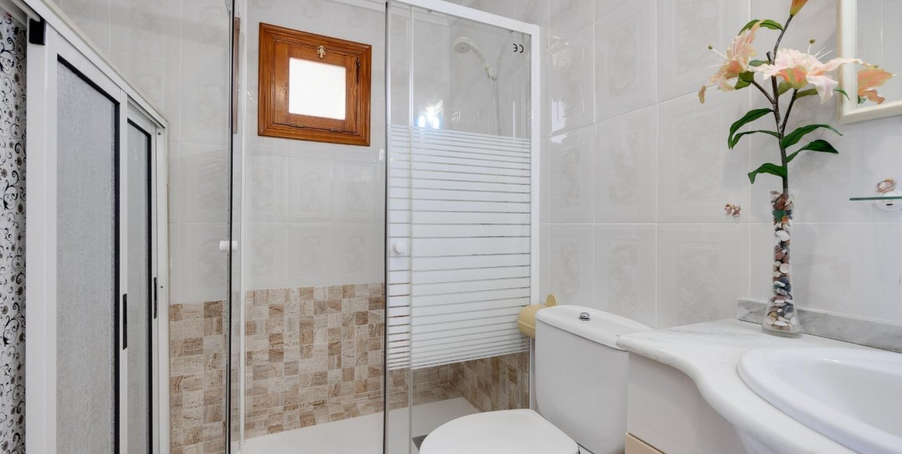 Resale - Apartment / flat -
Torrevieja - La Mata