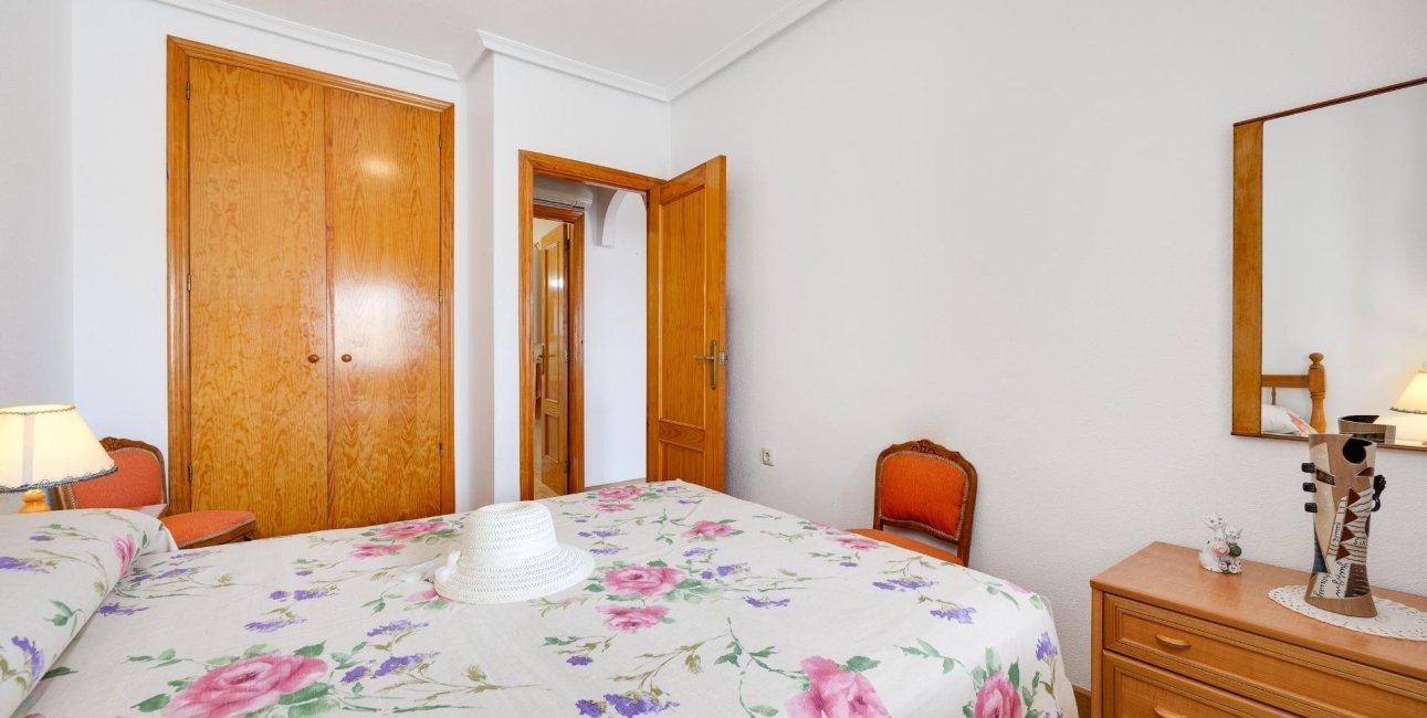 Resale - Apartment / flat -
Torrevieja - La Mata