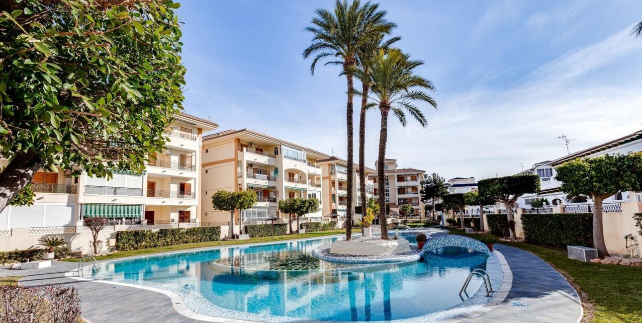 Resale - Apartment / flat -
Torrevieja - La Mata