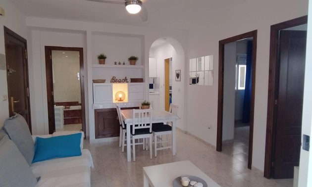 Resale - Apartment / flat -
Torrevieja - La Mata