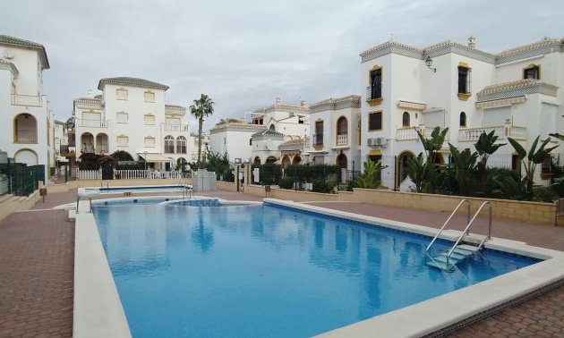 Resale - Apartment / flat -
Torrevieja - La Mata