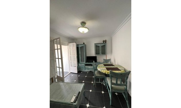 Resale - Apartment / flat -
Torrevieja - La Mata