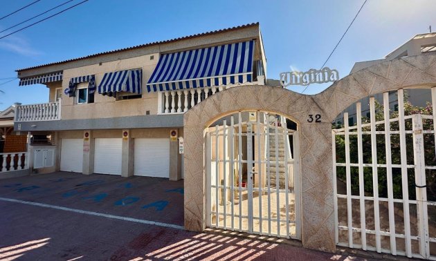 Resale - Apartment / flat -
Torrevieja - La Mata