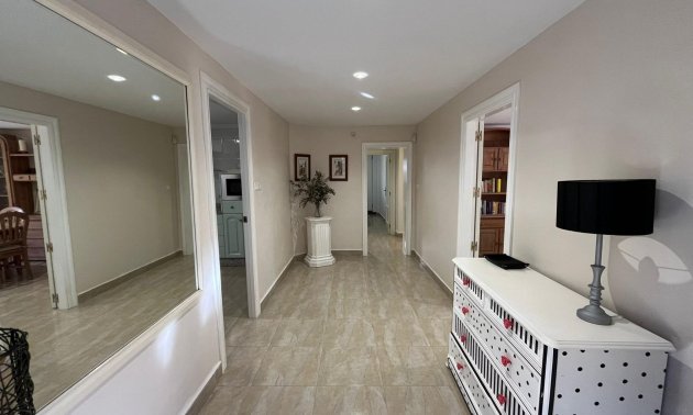 Resale - Apartment / flat -
Torrevieja - La Mata