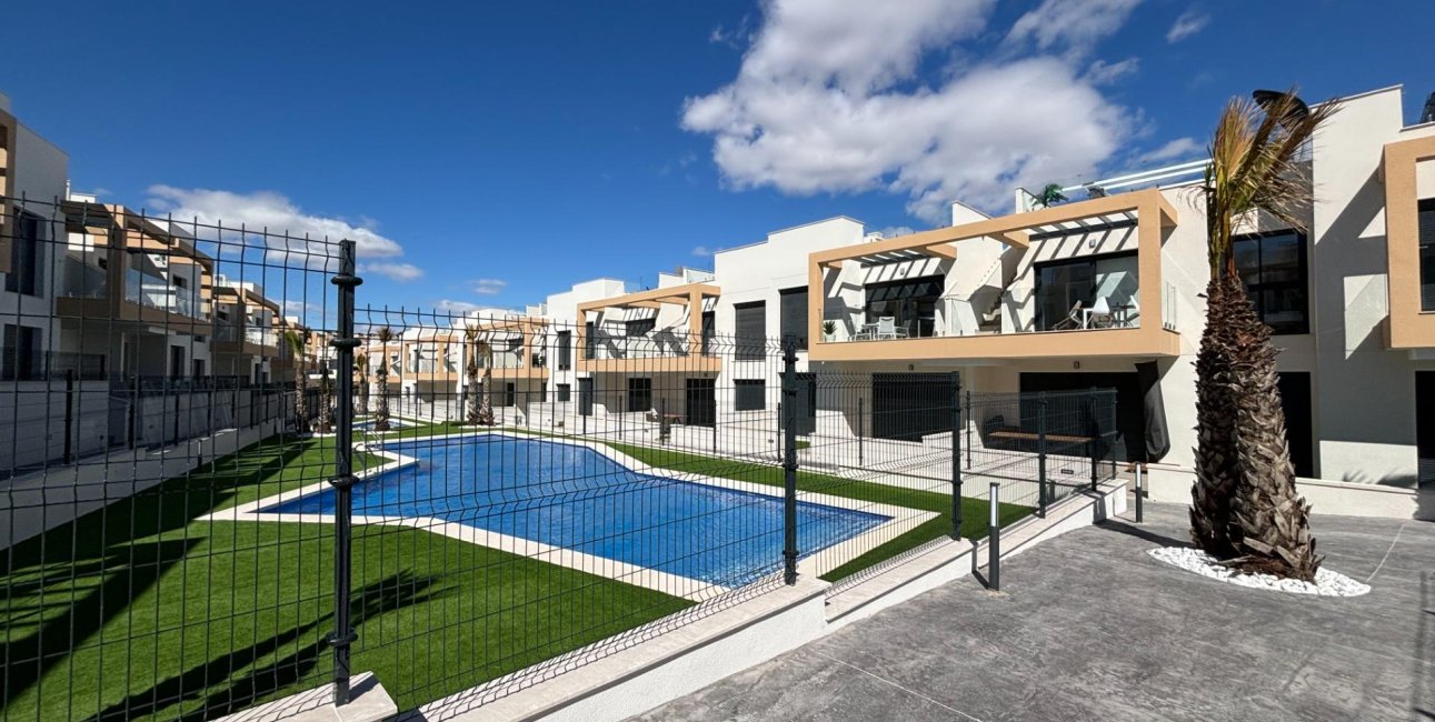 Rynek wtórny - Bungalows Planta Baja -
Orihuela Costa - PAU 26