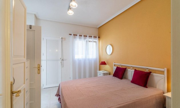 Reventa - Villa -
Orihuela Costa - Playa Flamenca