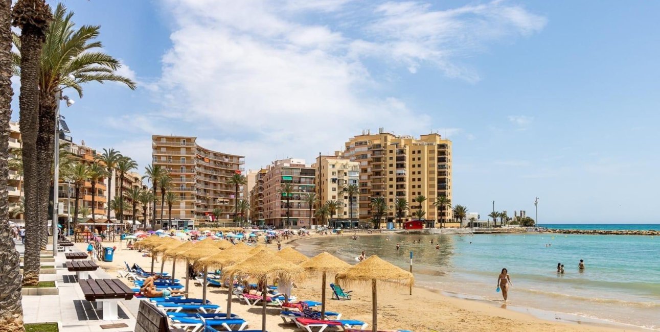 Rynek wtórny - Penthouse -
Torrevieja - Playa del Cura