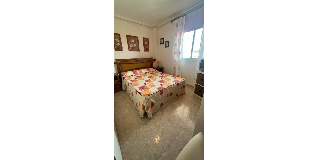 Reventa - Apartamento / piso -
Torrevieja - La Mata