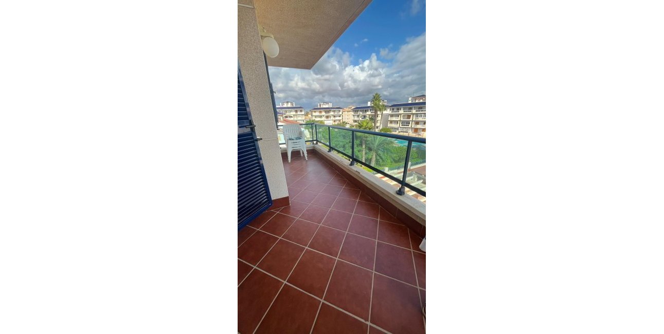 Reventa - Apartamento / piso -
Torrevieja - La Mata