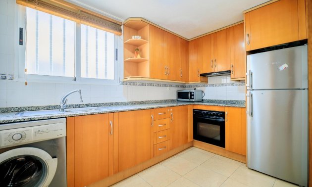 Resale - Apartment / flat -
Torrevieja - Centro