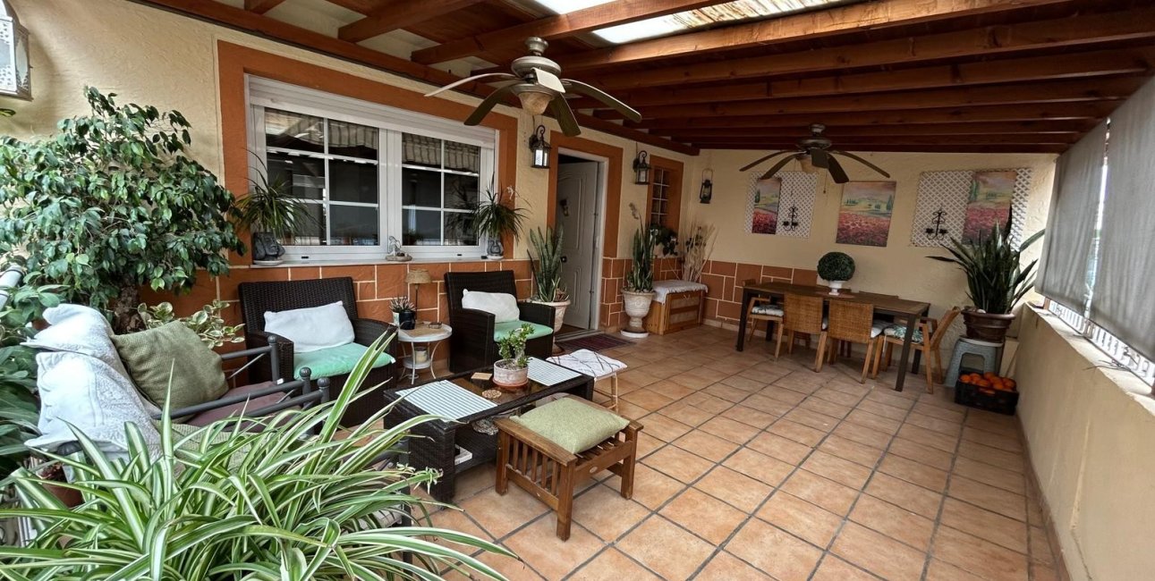 Rynek wtórny - Willa -
Montesinos - Los Montesinos