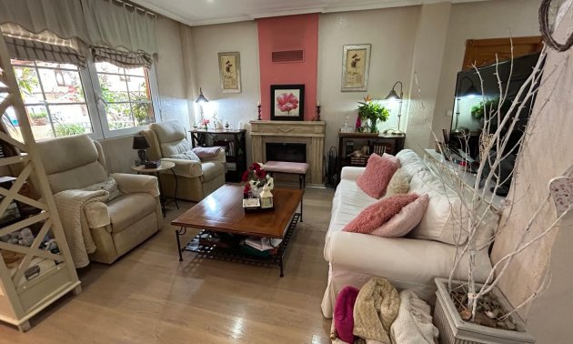 Rynek wtórny - Willa -
Montesinos - Los Montesinos