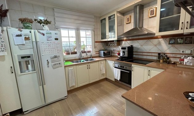 Rynek wtórny - Willa -
Montesinos - Los Montesinos