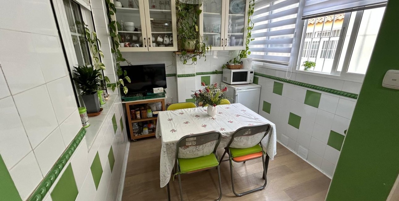 Rynek wtórny - Willa -
Montesinos - Los Montesinos