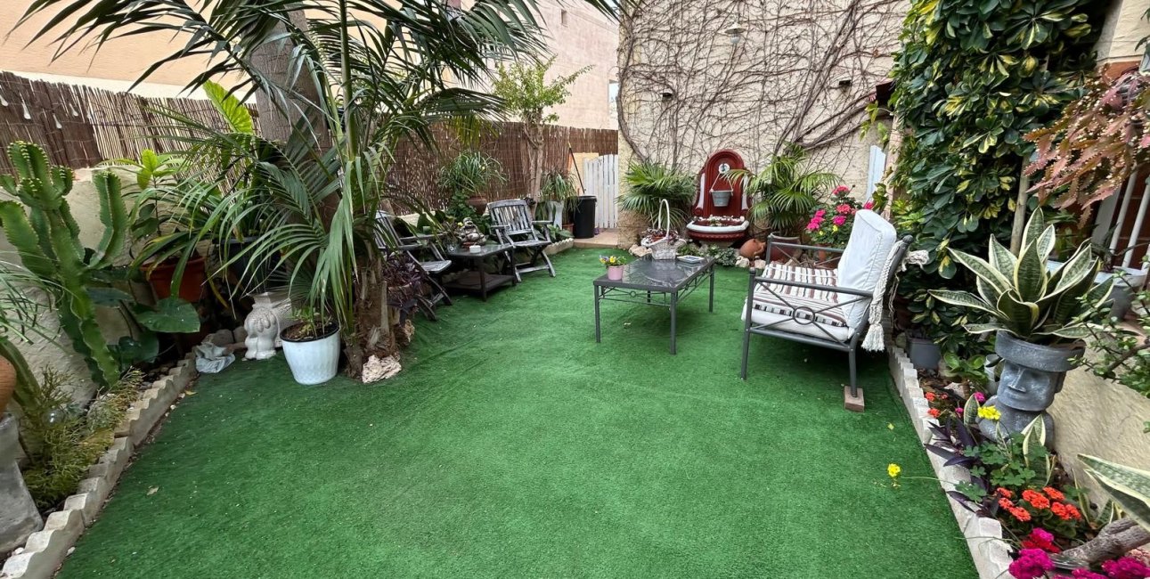 Rynek wtórny - Willa -
Montesinos - Los Montesinos